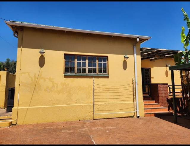 3 BEDROOM PROPERTY TO RENT IN KENSINGTON